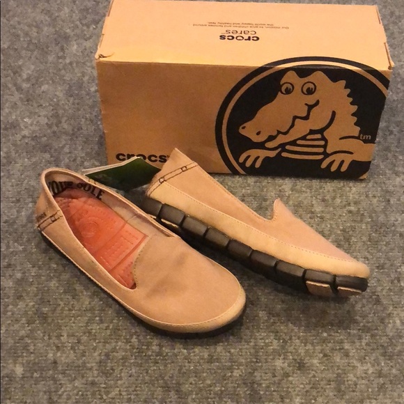 CROCS Shoes - Espresso color relax fit crocs skimmer shoes